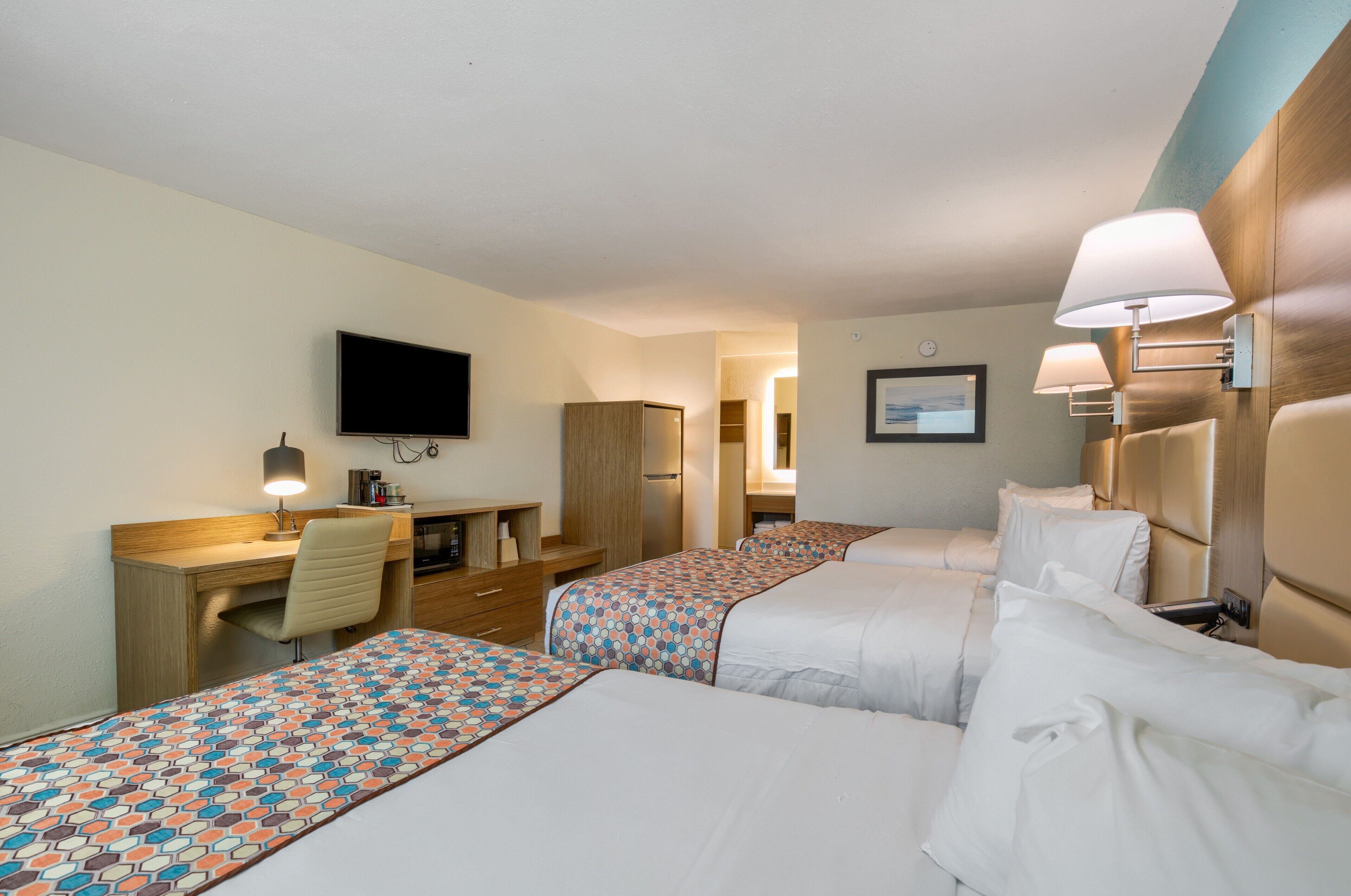 Photo - Beachside Resort Hotel