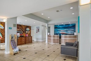 Lobby - Beachside Resort Hotel (Gulf Shores)