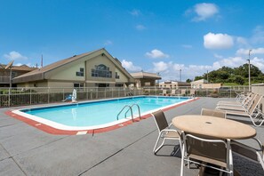 Outdoor pool, sun loungers