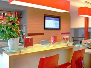 酒吧（店内）