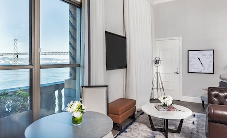 Suite (Skyline Waterfront Penthouse) | View from room