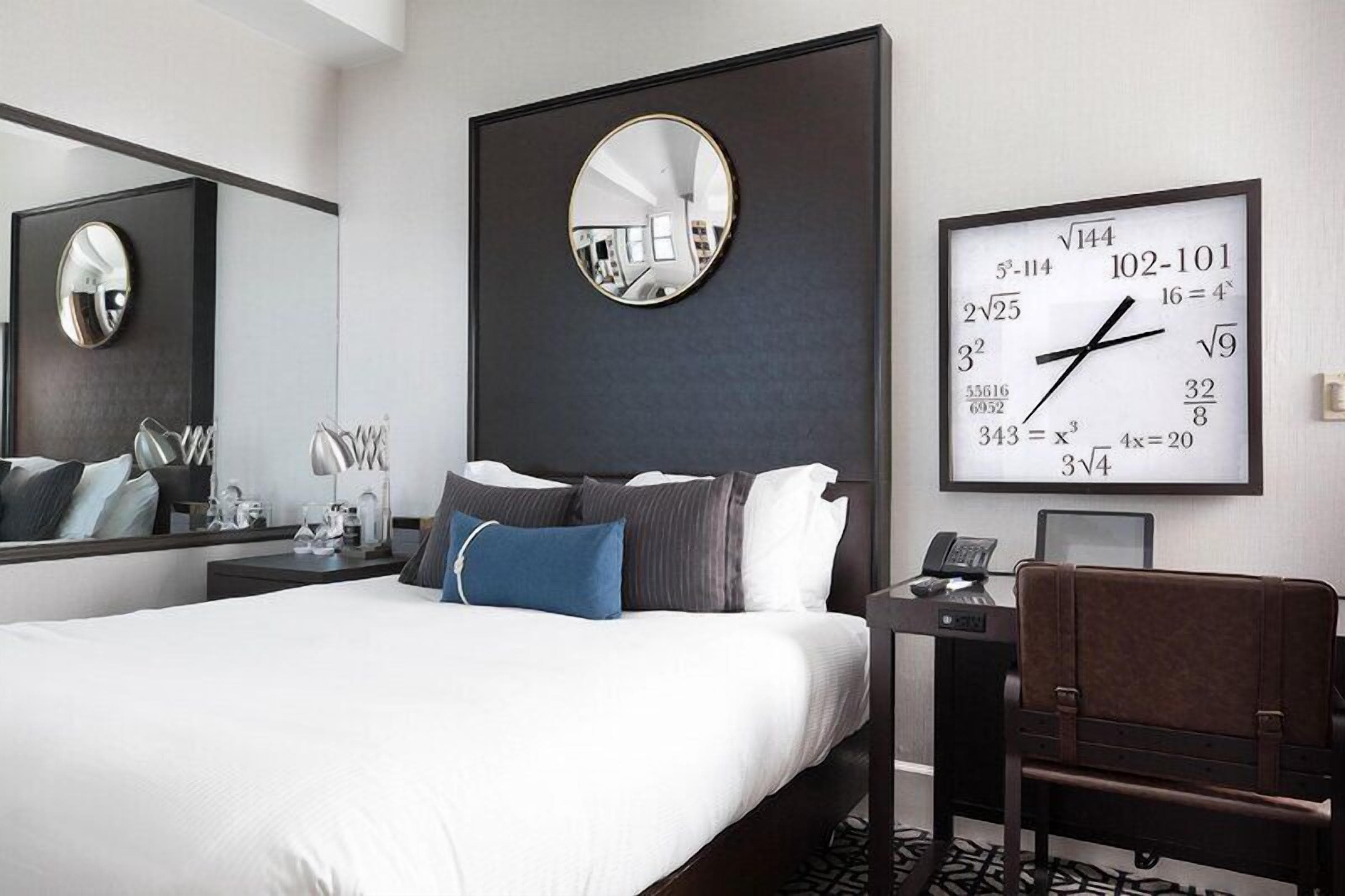 Down duvets, minibar, in-room safe, desk