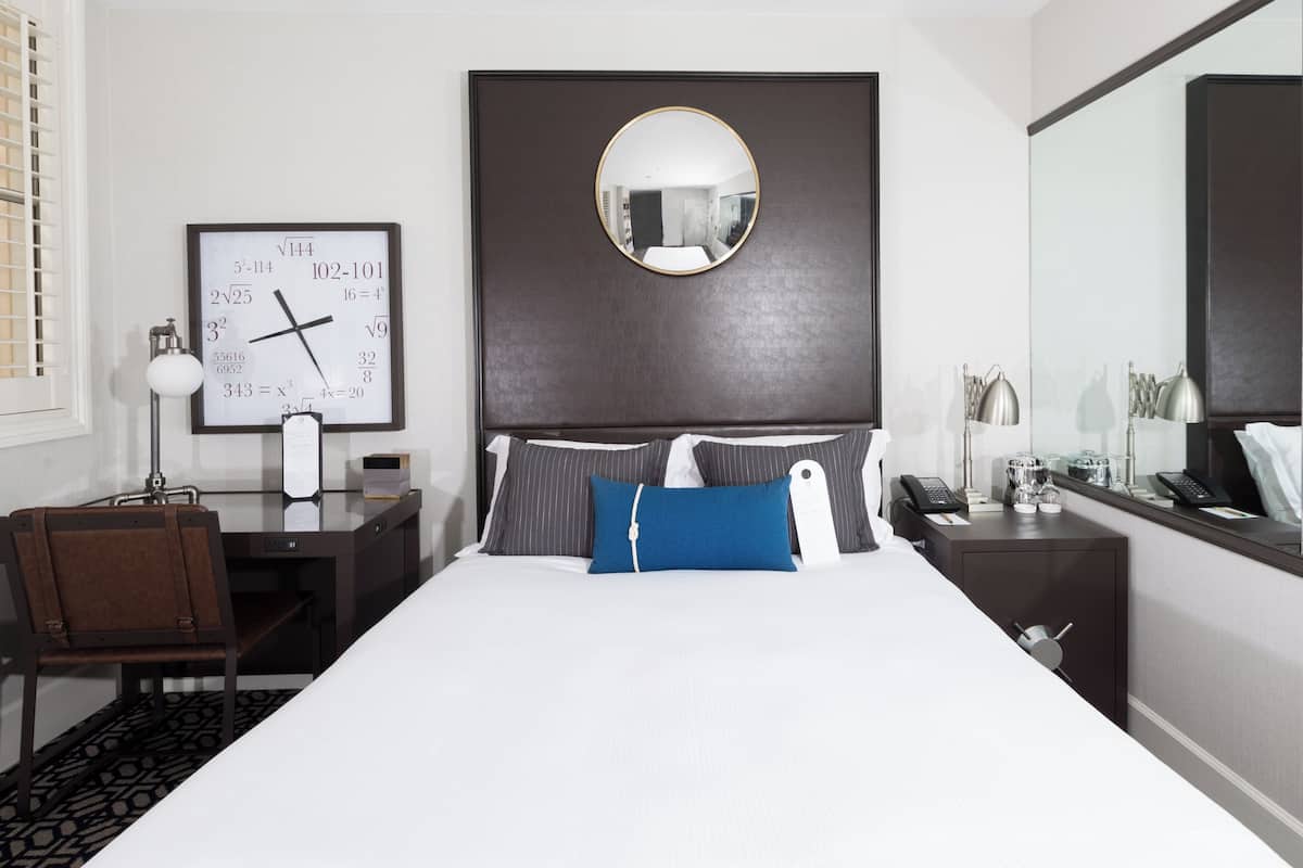 1 bedroom, down comforters, minibar, in-room safe