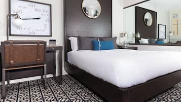 1 sovrum, duntÀcken, minibar och vÀrdeförvaringsskÄp pÄ rummet