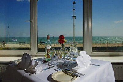 Royal Victoria Hotel