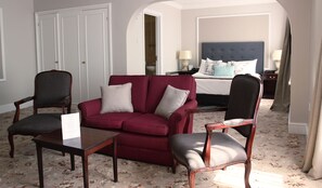 1 bedroom, desk, iron/ironing board, cribs/infant beds