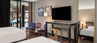 The Highlander Hotel Iowa City, an Ascend Collection Hotel