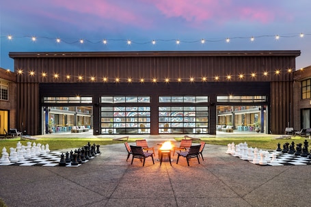 Terrace/patio. The Highlander Hotel Iowa City, an Ascend Collection Hotel