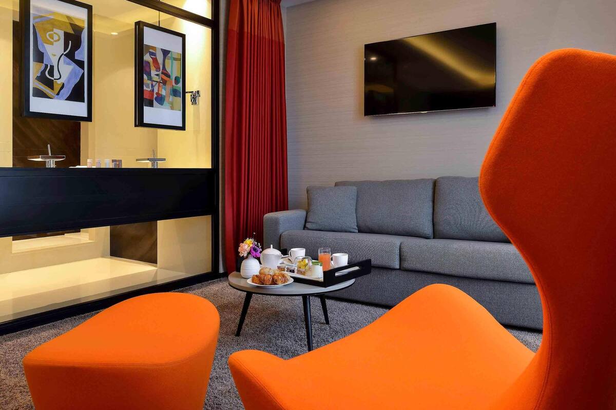 Chambre Deluxe, 1 très grand lit (Darcy Square view)
