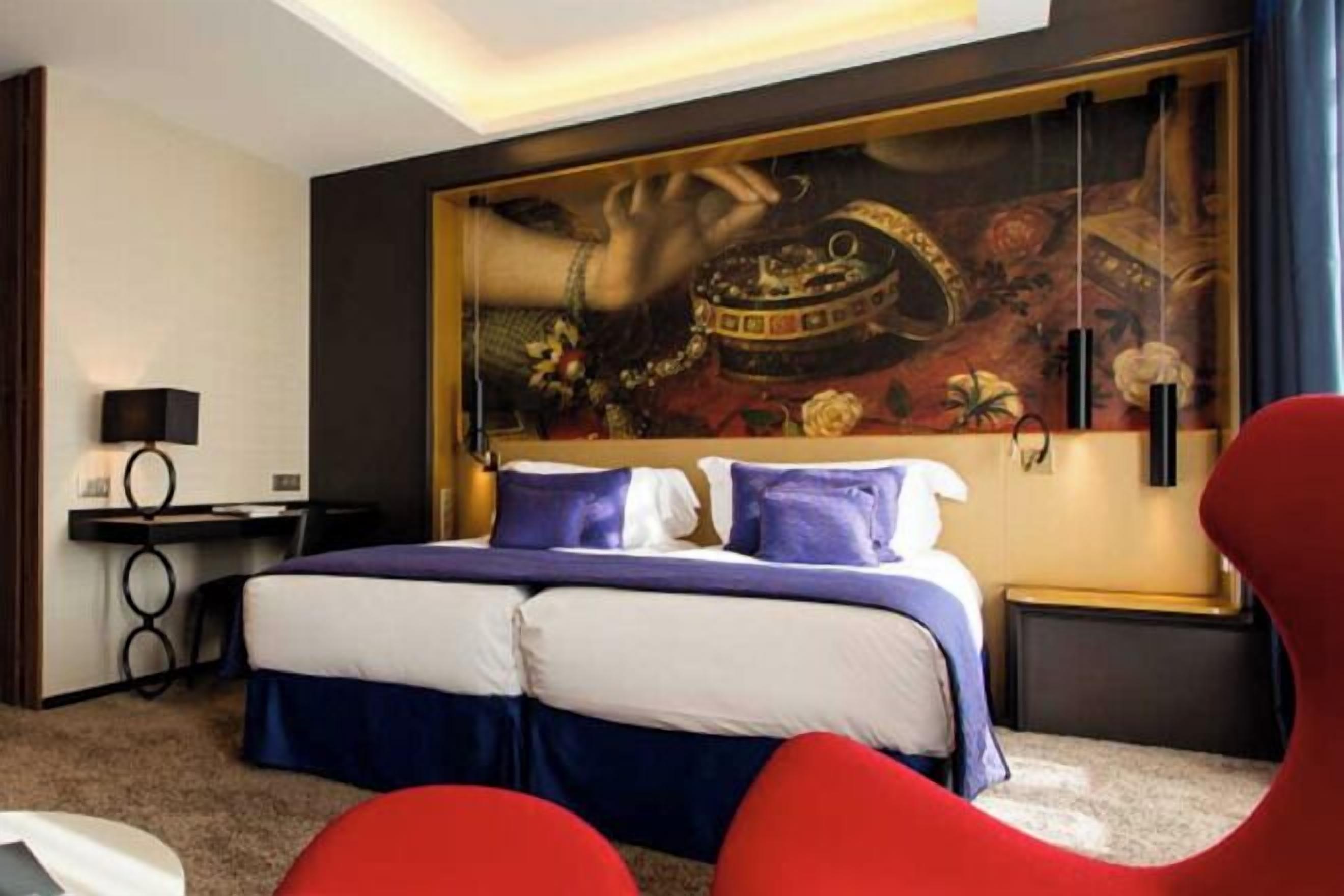 Premium bedding, pillow-top beds, free minibar, in-room safe