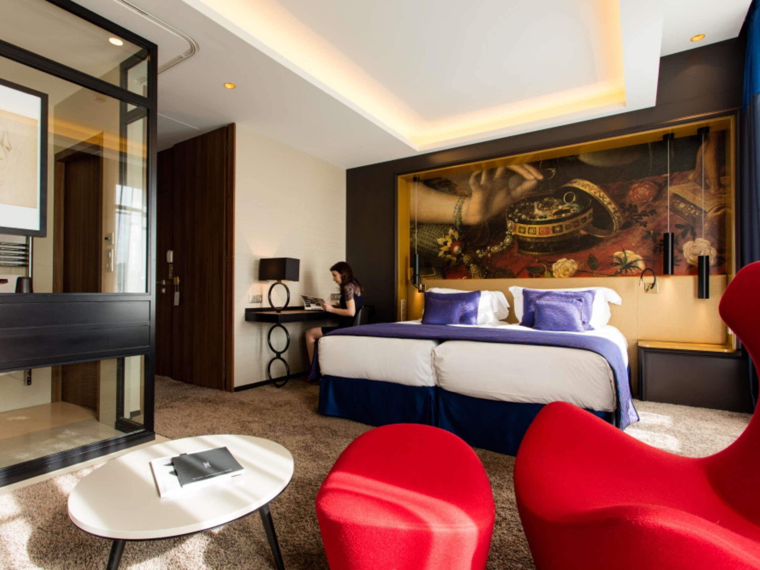 Deluxe Twin Room, 2 Single Beds (Darcy Square view)