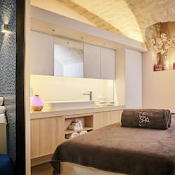 Couples treatment room(s), sauna, steam room, Turkish bath/hammam