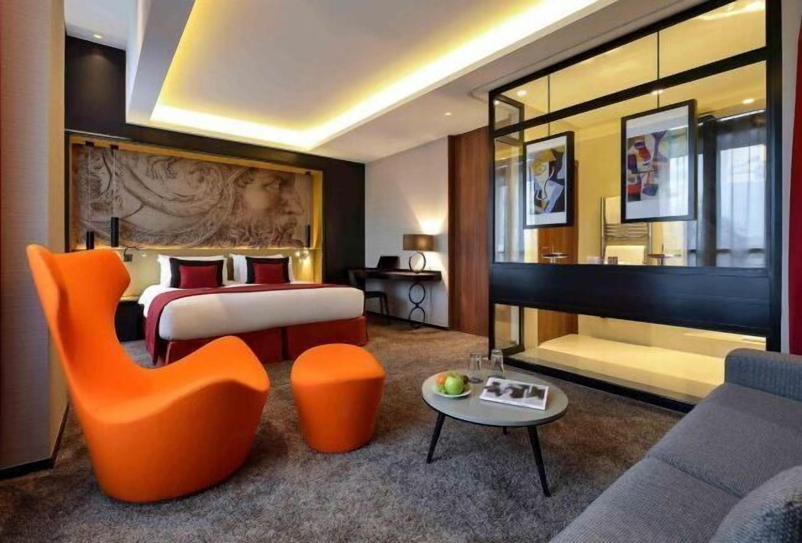 Premium bedding, pillow-top beds, free minibar, in-room safe