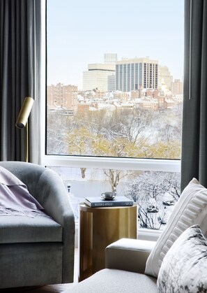 Room, Corner (House) | Frette Italian sheets, premium bedding, down comforters, minibar