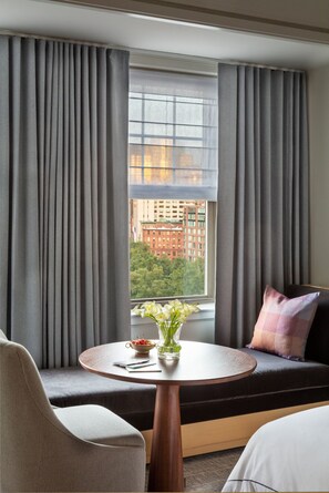 In-room dining - The Newbury Boston (Boston)