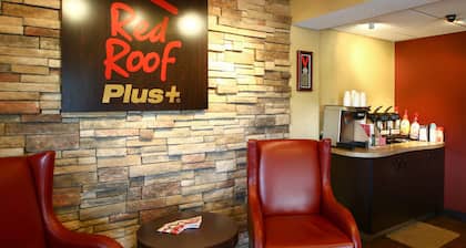 Red Roof Inn PLUS+ Statesville
