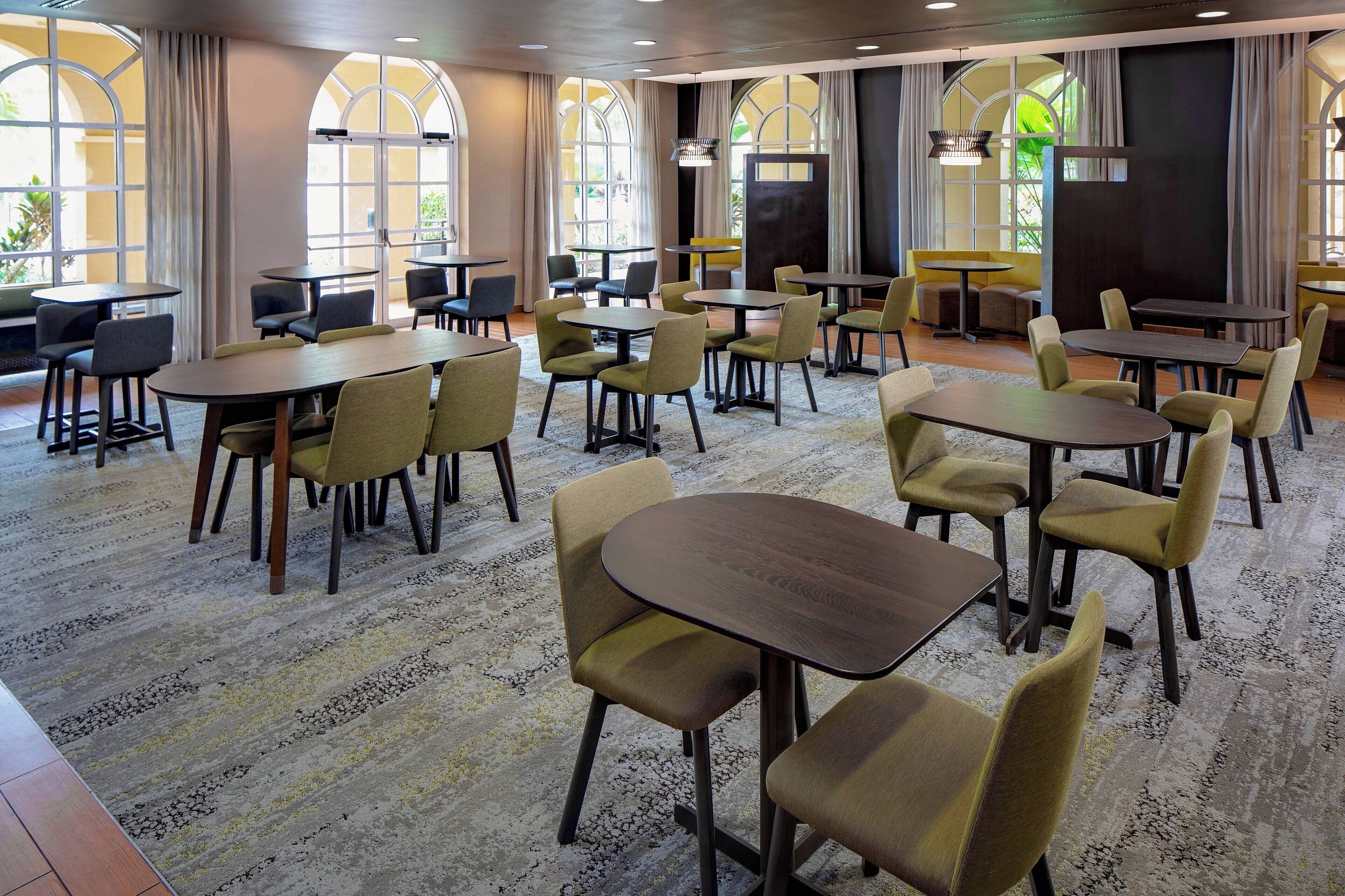 Photo - Courtyard by Marriott Fort Lauderdale North/Cypress Creek
