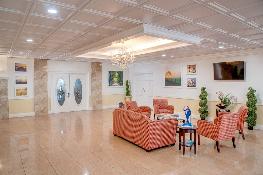 Days Inn by Wyndham St. Petersburg / Tampa Bay Area