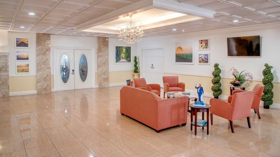 Days Inn by Wyndham St. Petersburg / Tampa Bay Area