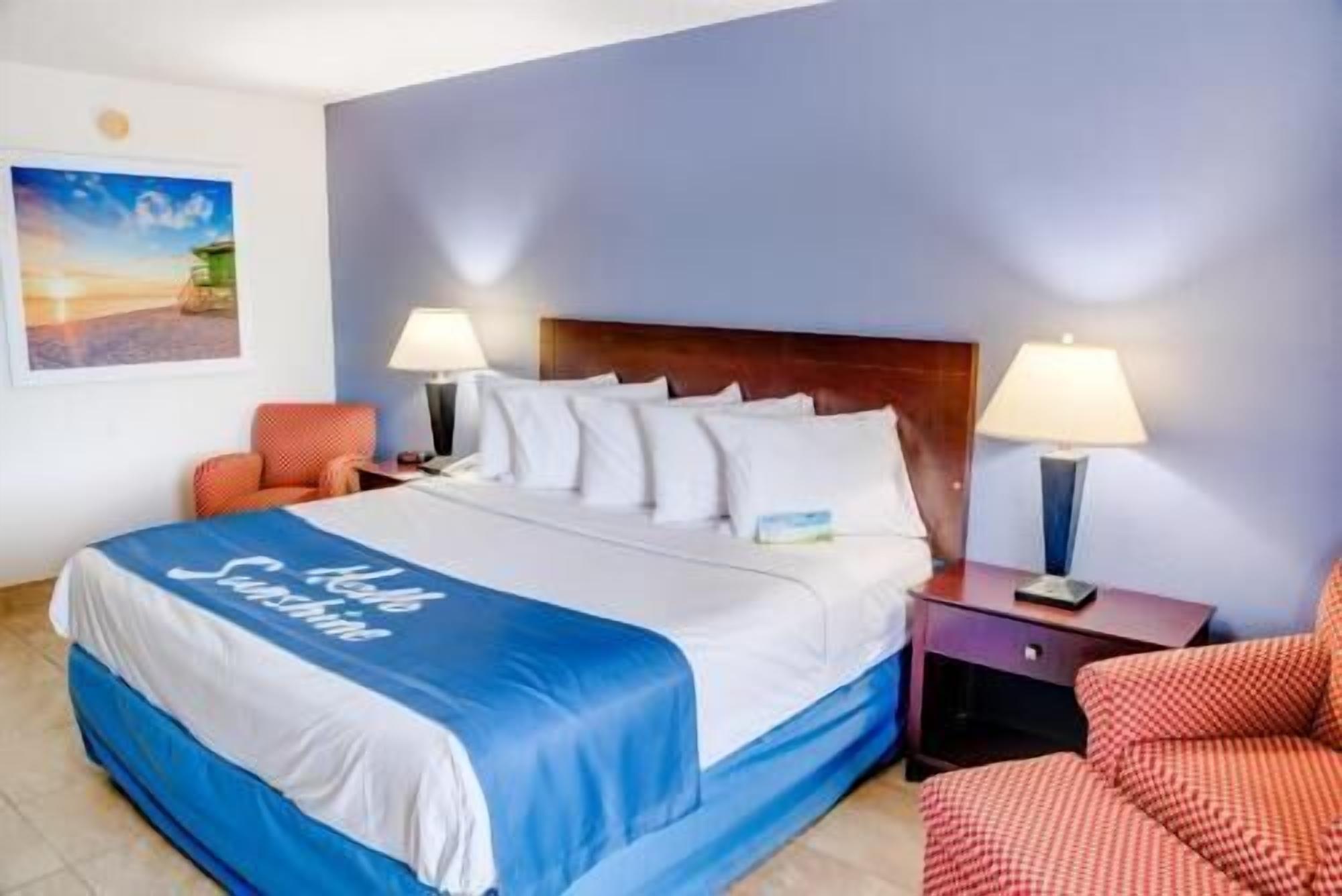 Premium bedding, individually decorated, individually furnished, desk