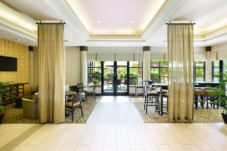 Buena Vista Suites Orlando - Image 14