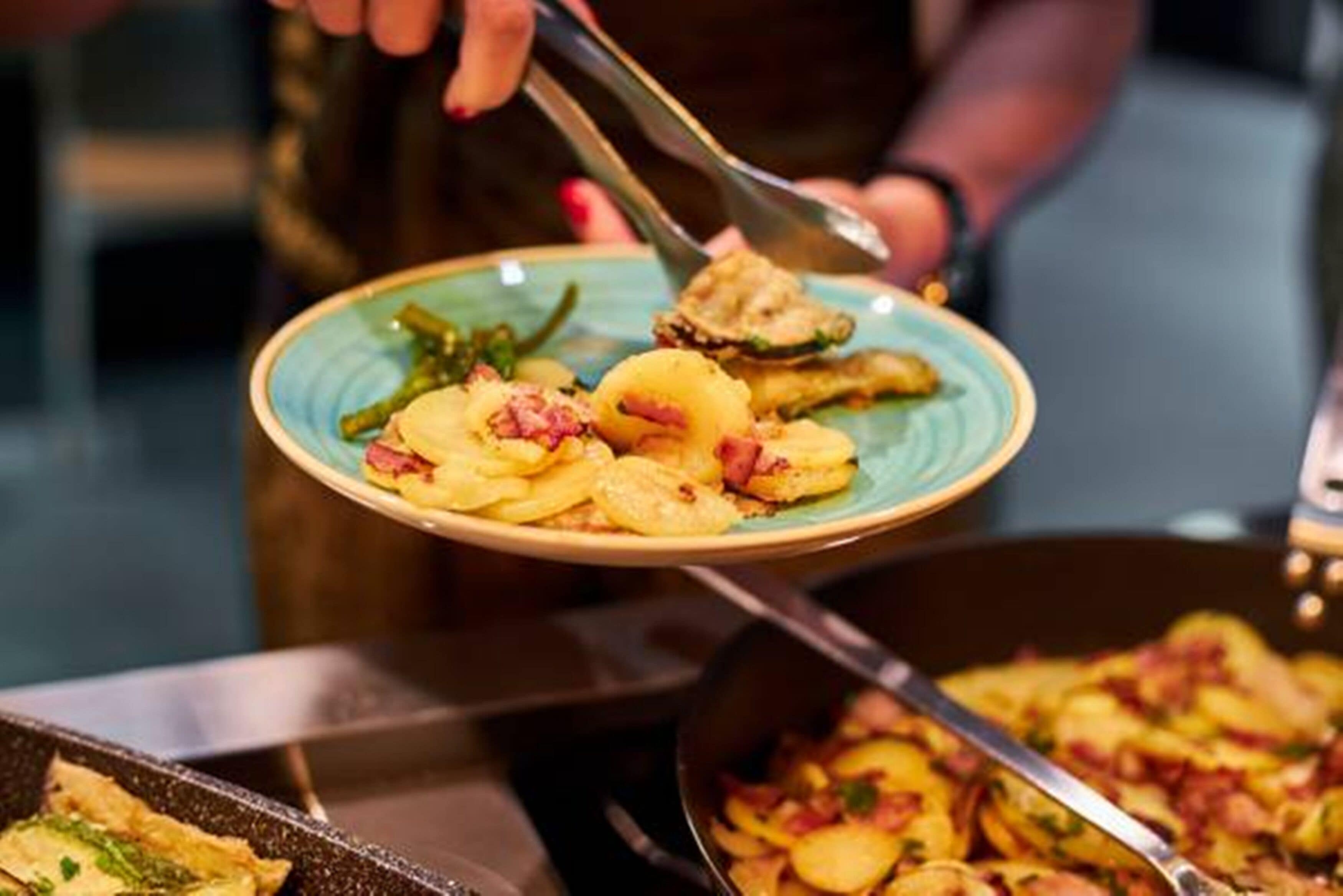 daily buffet breakfast (eur 19.90 per person)