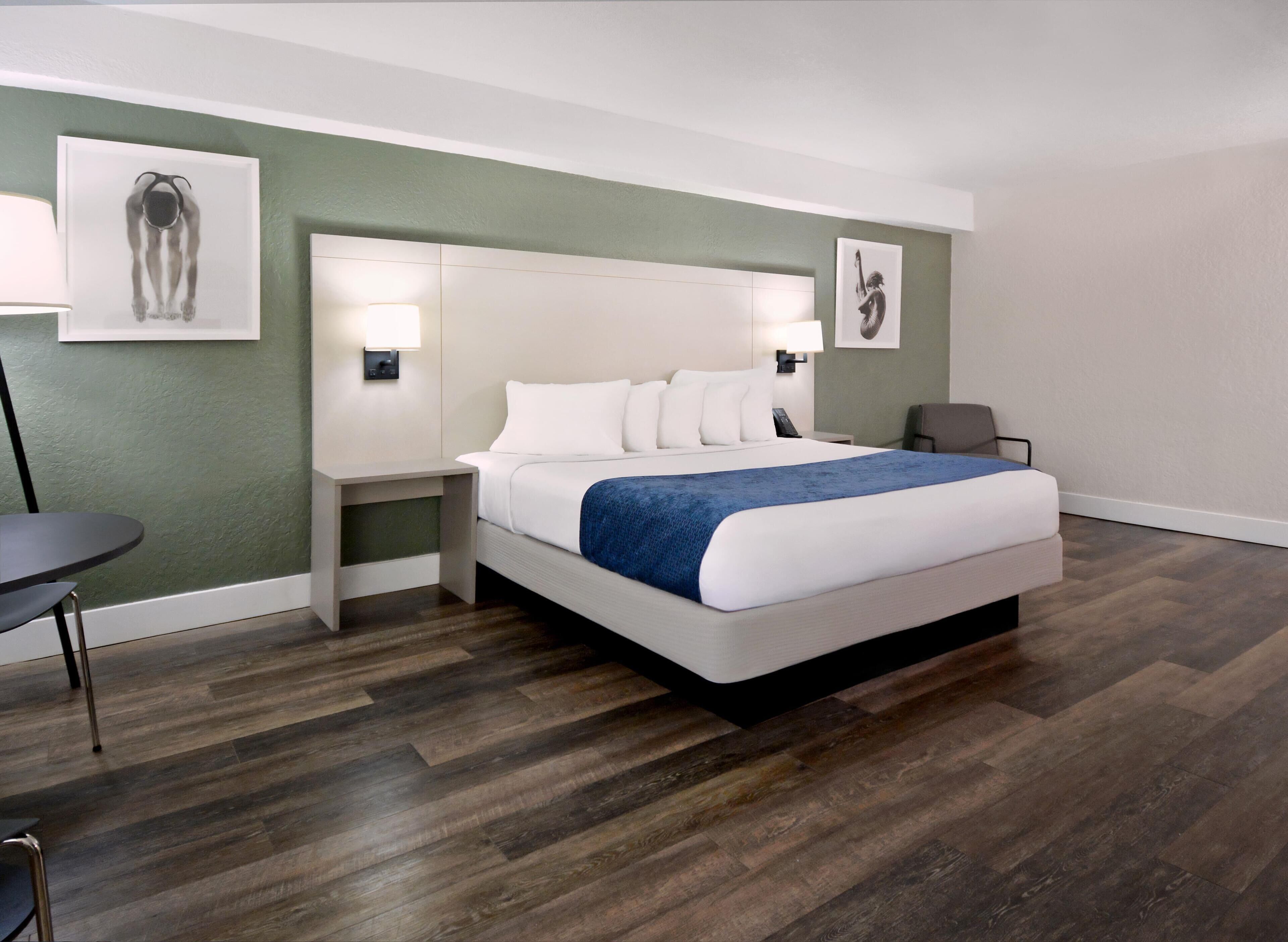 In-room safe, desk, laptop workspace, blackout drapes