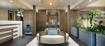 The Anza - A Calabasas Hotel