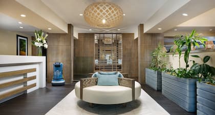 The Anza - A Calabasas Hotel