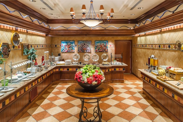 Daily buffet breakfast (USD 25.00 per person)