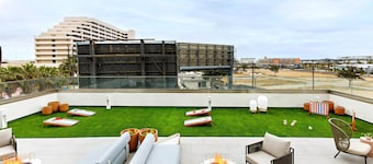 Hilton Garden Inn LAX Los Angeles Airport