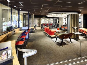 Bar (on property) - ibis Poitiers Site du Futuroscope (Chasseneuil-du-Poitou)