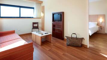 Superior Room, 1 Double Bed with Sofa bed | 1 bedroom, premium bedding, desk, soundproofing