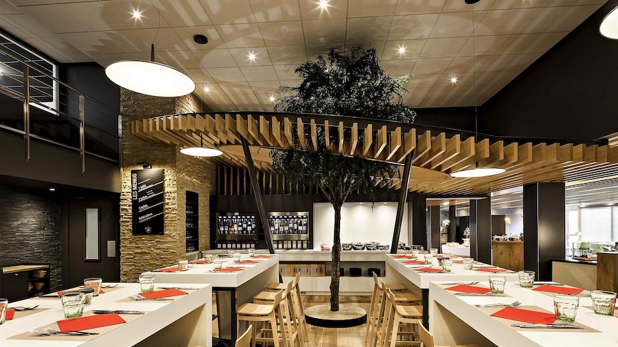 ibis Poitiers Site du Futuroscope