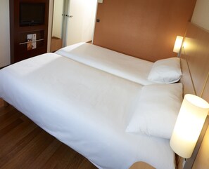 Standard Room, 2 Single Beds
