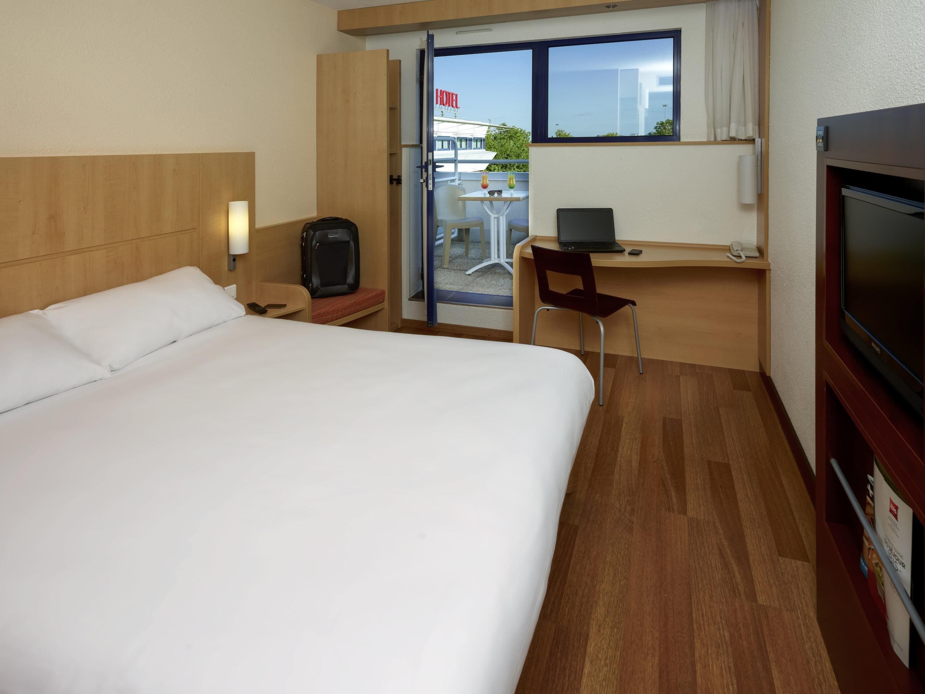 Standard Double Room, 1 Double Bed | 1 bedroom, premium bedding, individually decorated