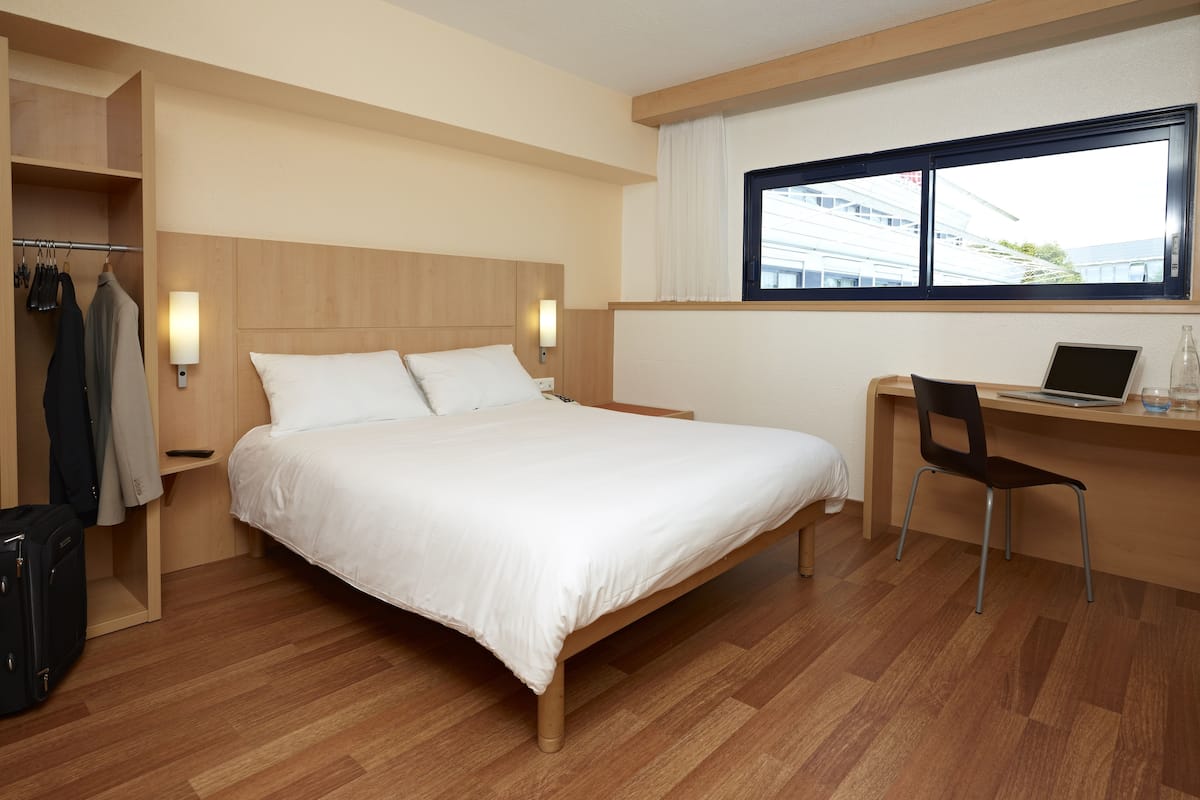 Standaard tweepersoonskamer, 1 tweepersoonsbed | 1 slaapkamer, luxe beddengoed, individueel gedecoreerd