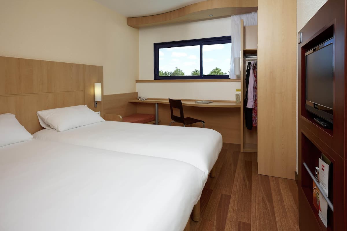 Chambre Standard, 2 lits une place