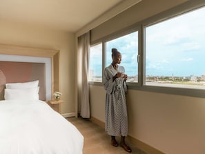 Premium bedding, minibar, in-room safe, desk
