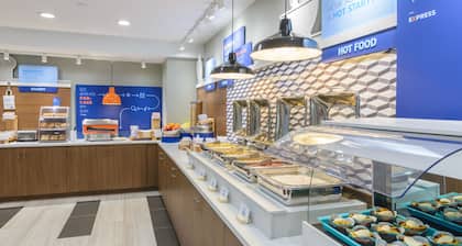 Holiday Inn Express Southington by IHG