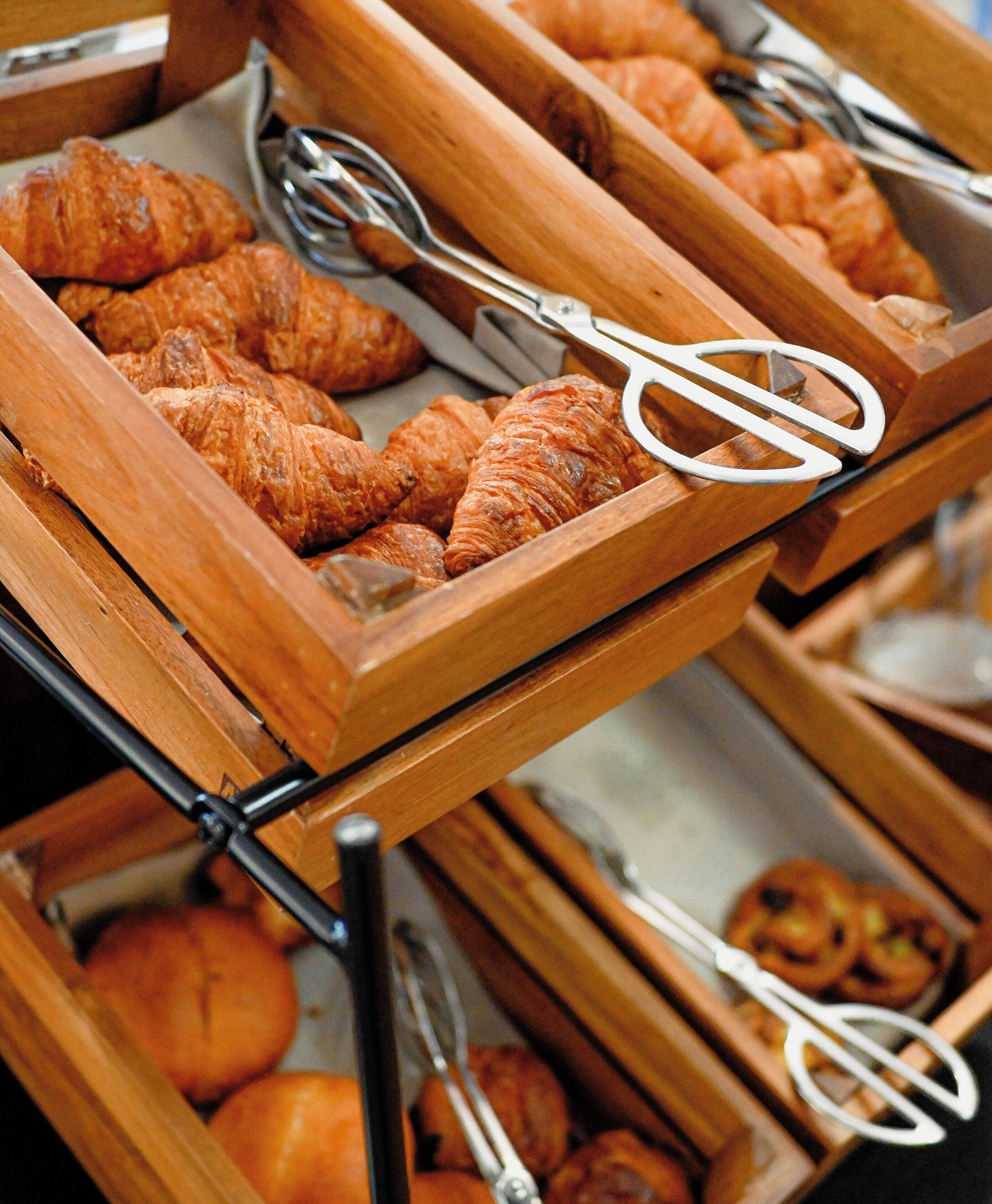 daily buffet breakfast (chf 18 per person)