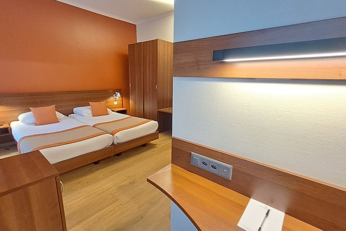 Superior Double or Twin Room | Minibar, in-room safe, desk, soundproofing