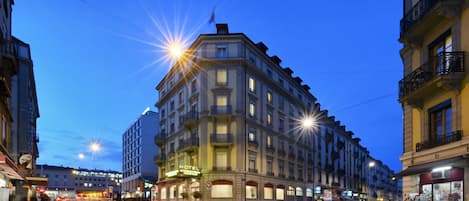 Fachada de la propiedad