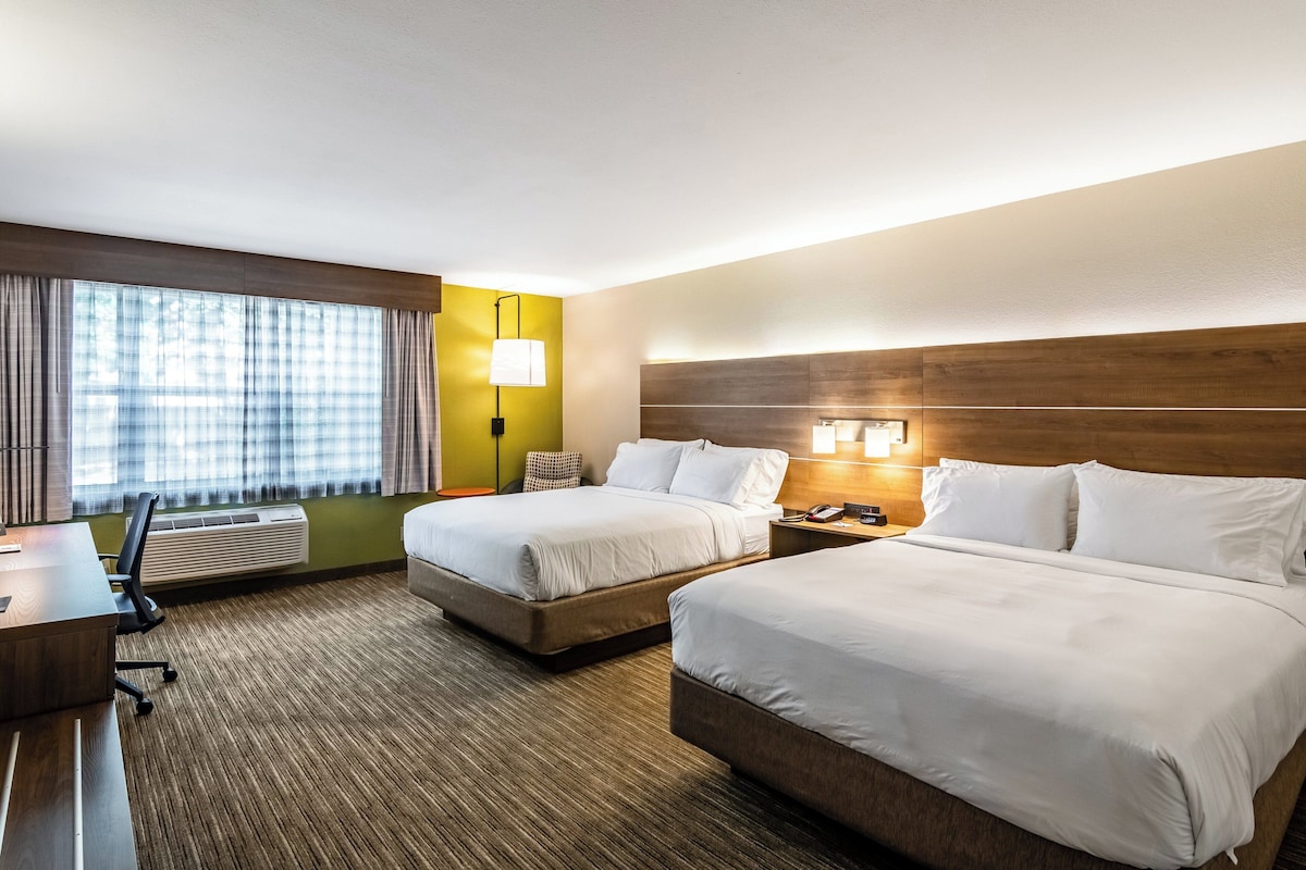 Standard Room, 2 Queen Beds | In-room safe, desk, laptop workspace, blackout drapes