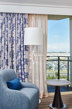 Premium bedding, in-room safe, blackout drapes, iron/ironing board