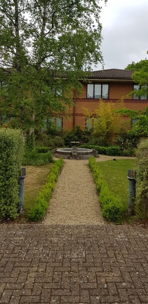 Courtyard - Best Western Brook Hotel Norwich (Norwich)