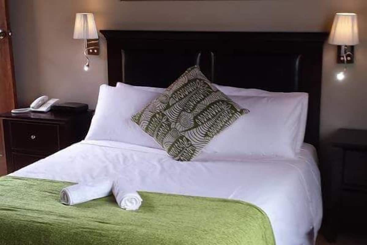 Comfort Double Room | 2 bedrooms, in-room safe, iron/ironing board (on request)