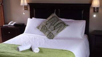Comfort Double Room | 2 bedrooms, in-room safe, iron/ironing board