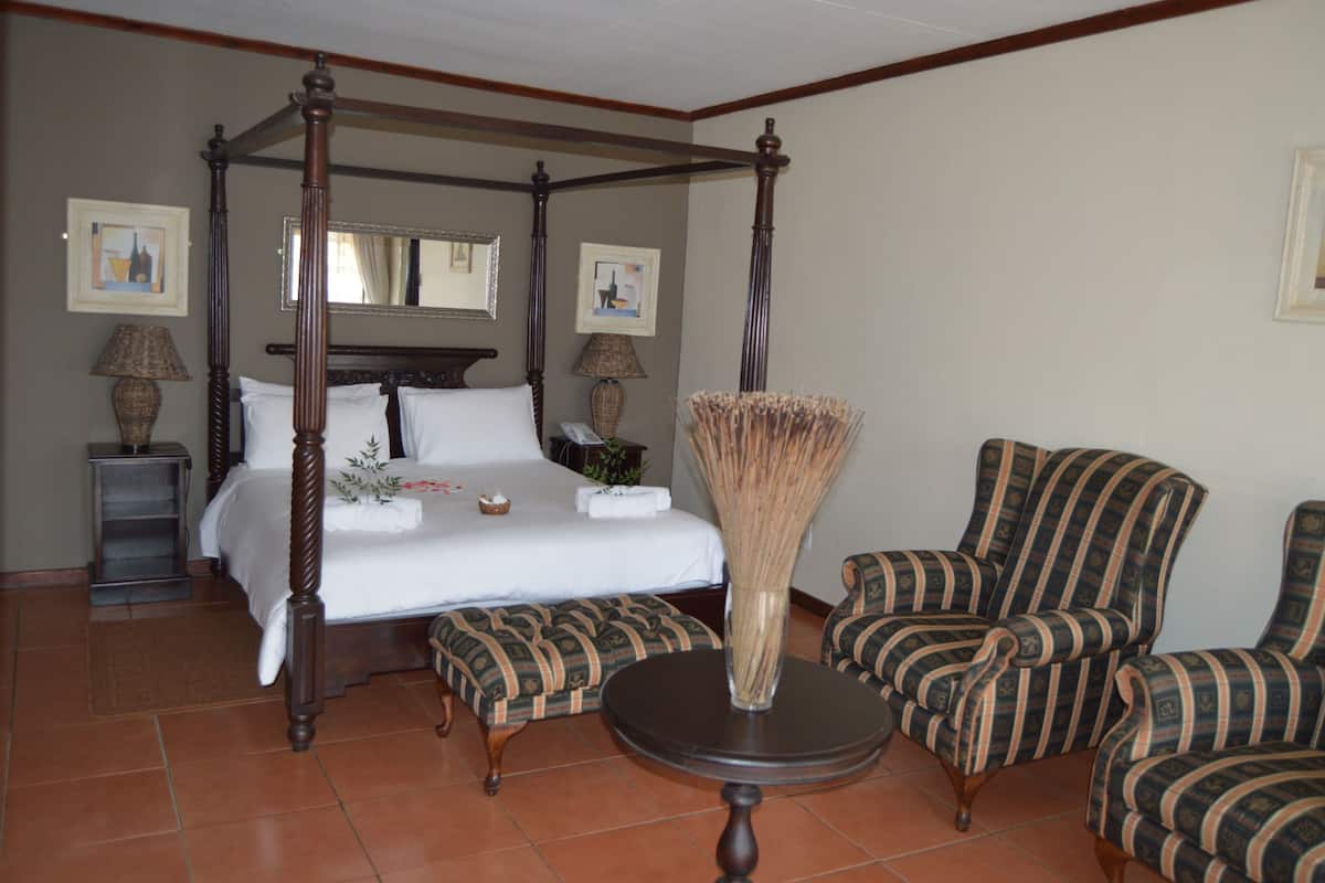 Comfort Quadruple Room, Multiple Beds, Non Smoking, Mountain View (RTID 7) | 2 bedrooms, in-room safe, iron/ironing board (on request)