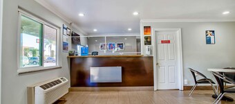 Motel 6 Menifee, CA